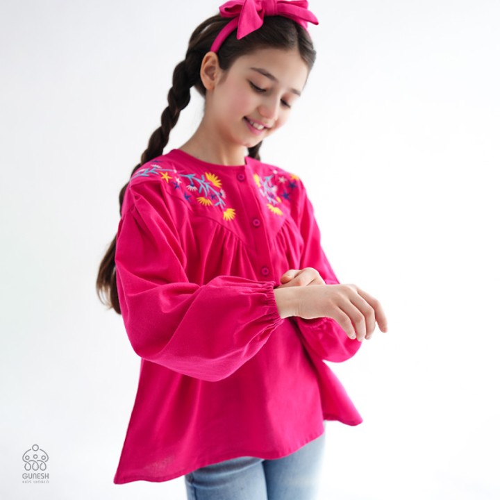 شومیز نویلا
